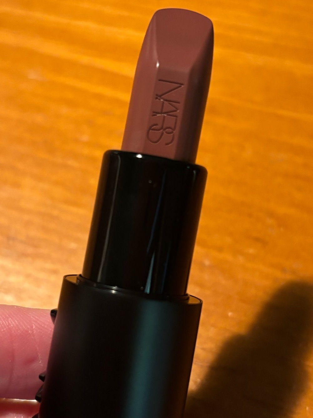 NARS Explicit Lipstick Seditious - Picture 4 of 16